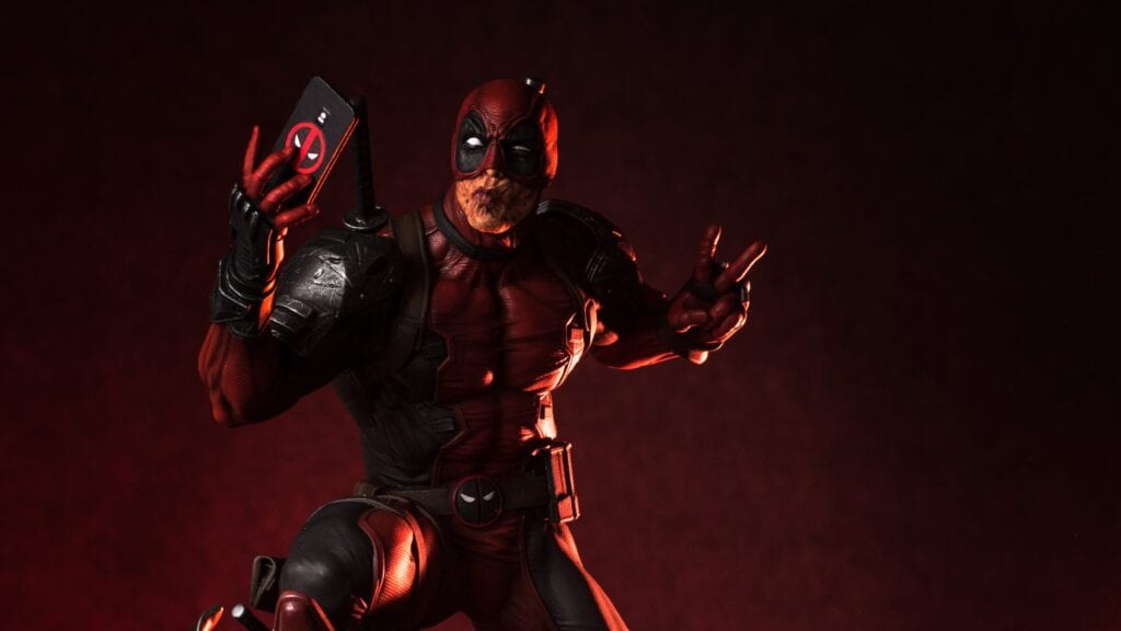 Deadpool Statue