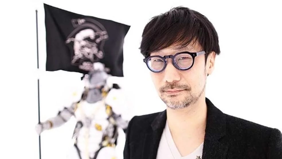 Hideo Kojima Shares Another Peek At His Desk For His New Game